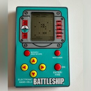 1999 Vintage Hasbro Milton Bradley Battleship Hand Held Electronic Game, Works